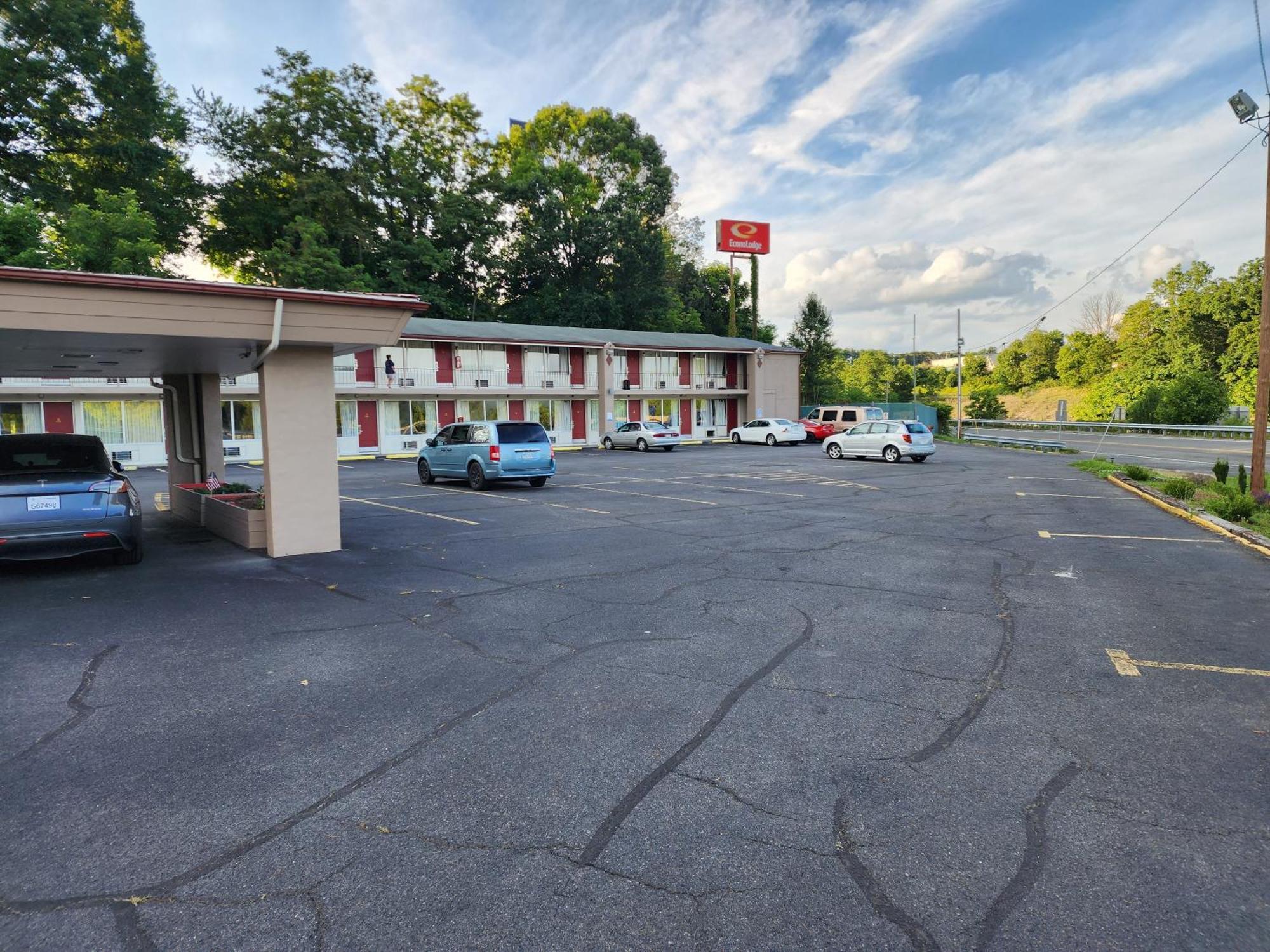Econo Hospedaje Wytheville Exterior foto