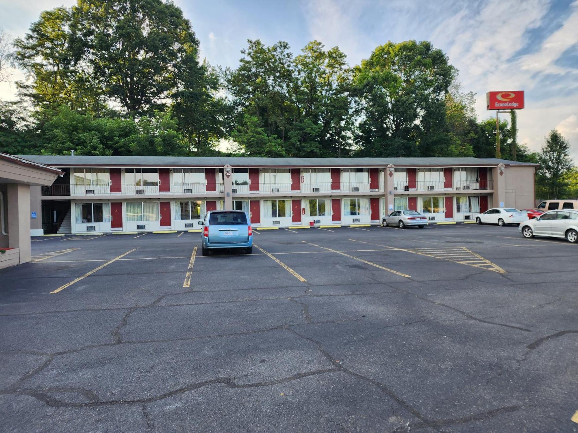 Econo Hospedaje Wytheville Exterior foto