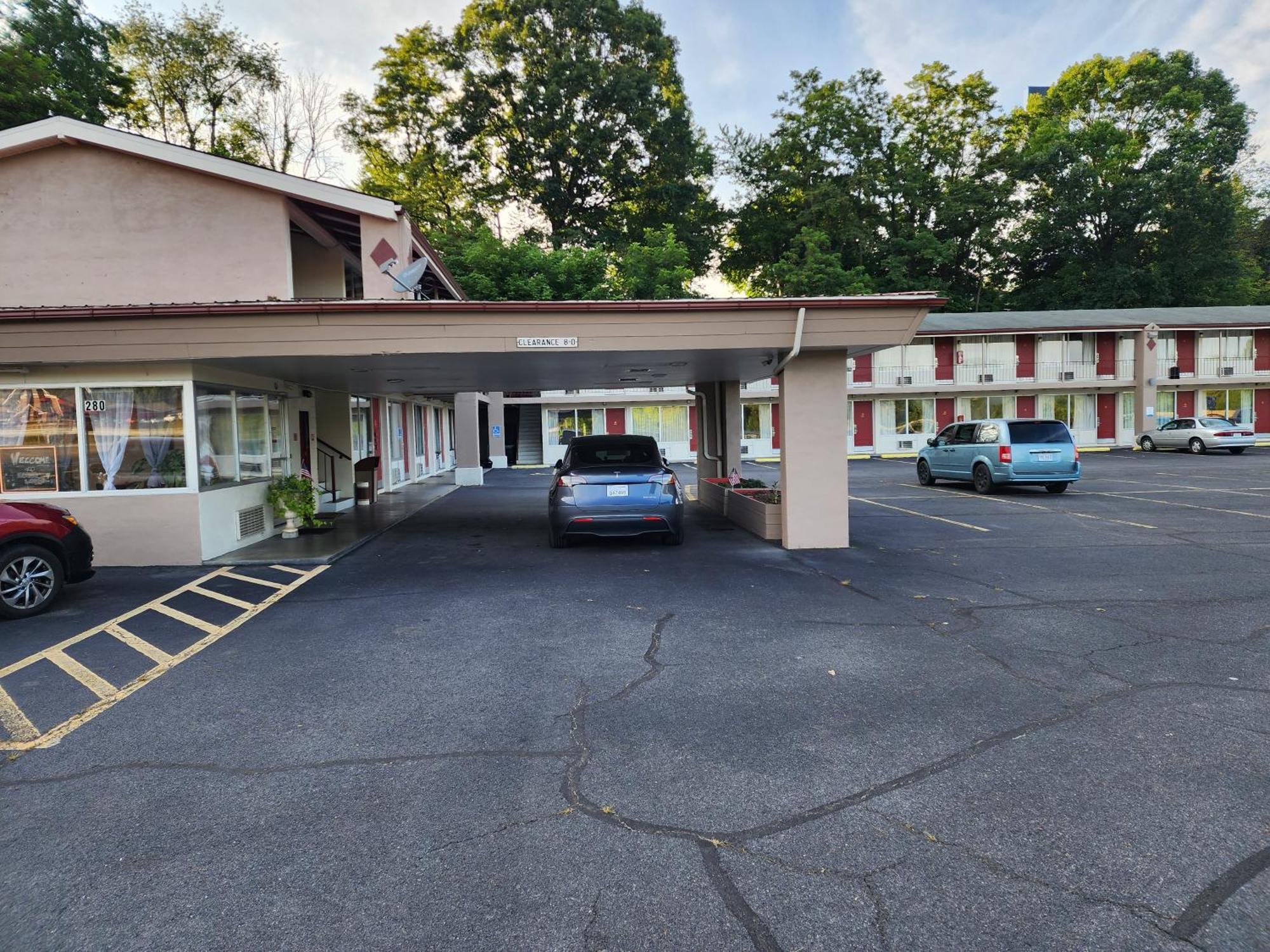 Econo Hospedaje Wytheville Exterior foto