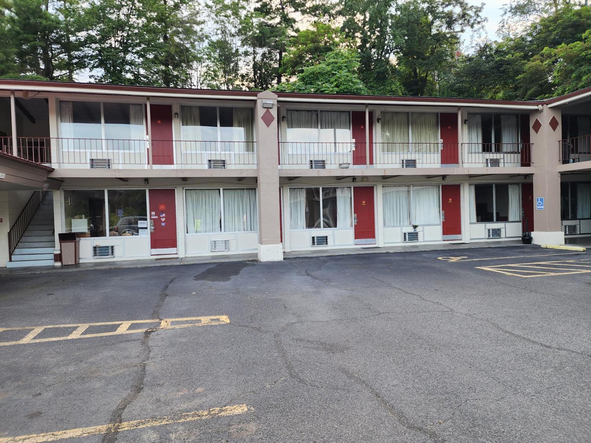 Econo Hospedaje Wytheville Exterior foto